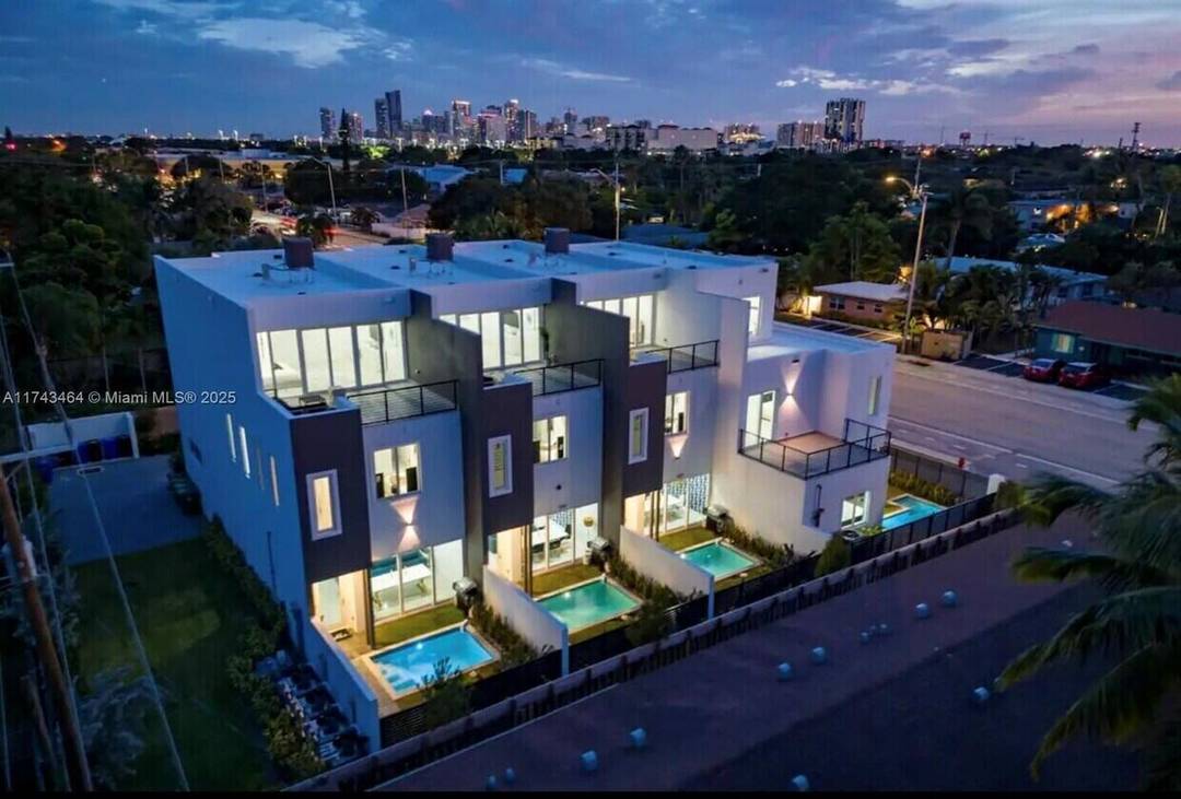 100 LEASED ! Discover this rare opportunity to own a stunning 2023 built, luxury townhome complex consisting of four townhomes in the heart of Fort Lauderdale !