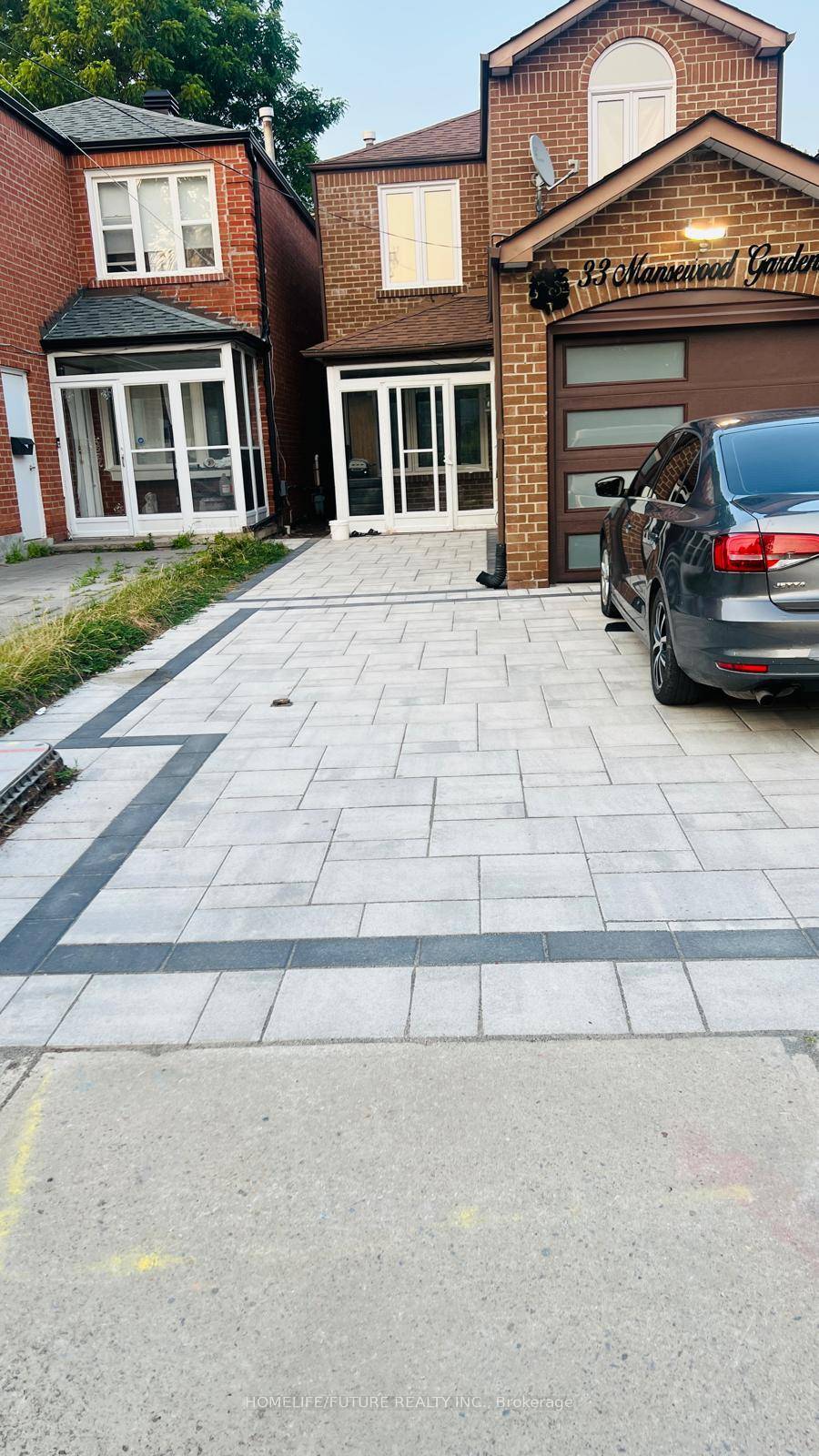 Living room Kitchen, 3 Bedrooms, 1 washroom, very clean, Well kept and newly renovated.