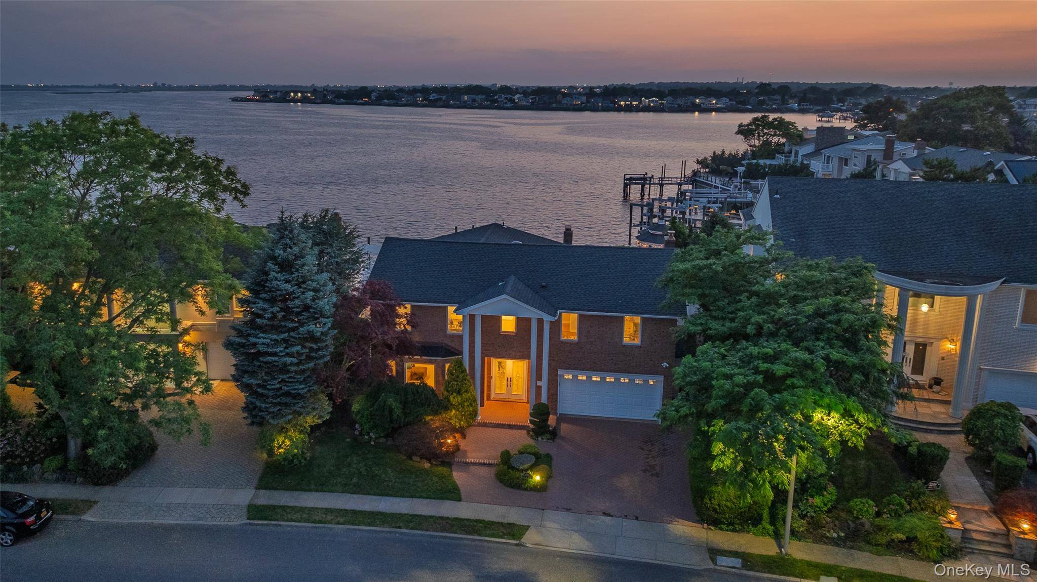 Luxury Waterfront Living At Its Finest In This Bayfront Lands End Splanch !