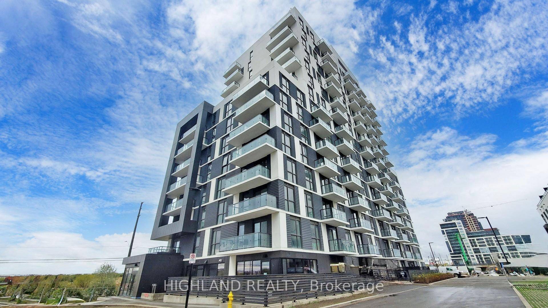 2 bedroom, 2 full bathroom suite at the prestigious MINTO building 2 underground car parking with EV charge 1 locker Designed to elevate your lifestyle, this 800 square foot residence ...