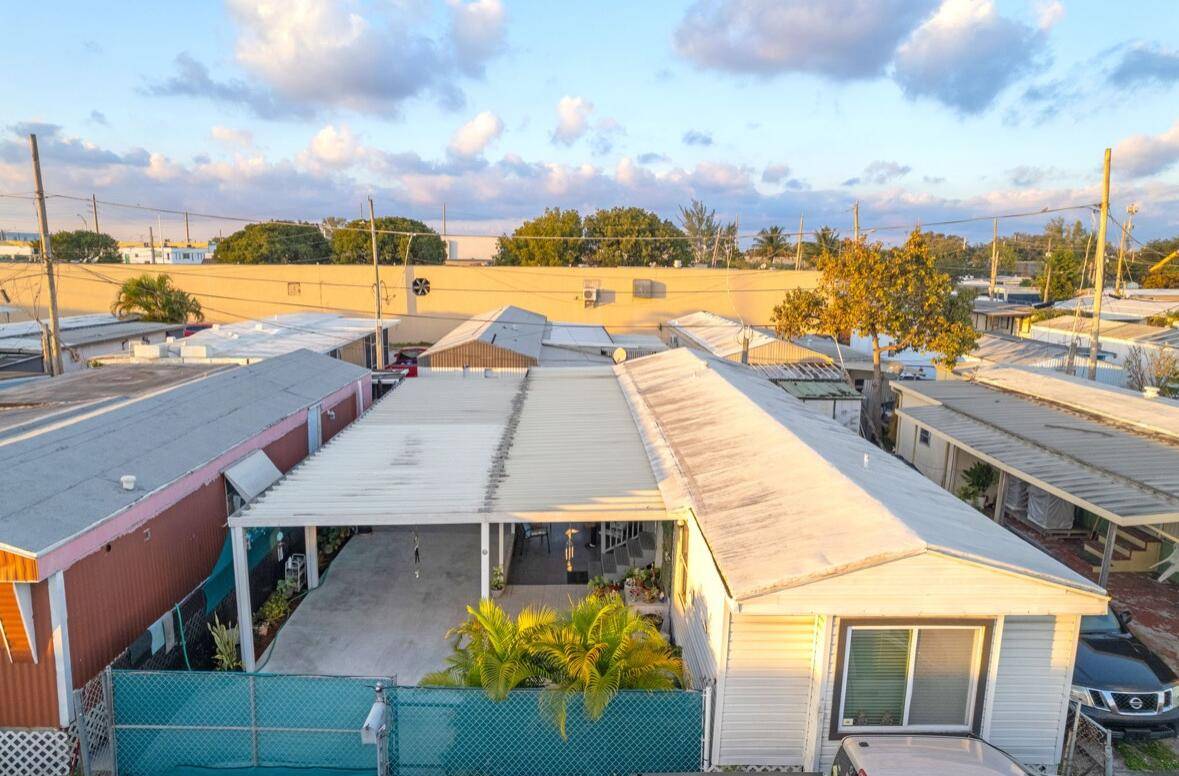 Spacious 56' x 25' home situated on a 59' x 38' lot with parking for up to 5 vehicles.