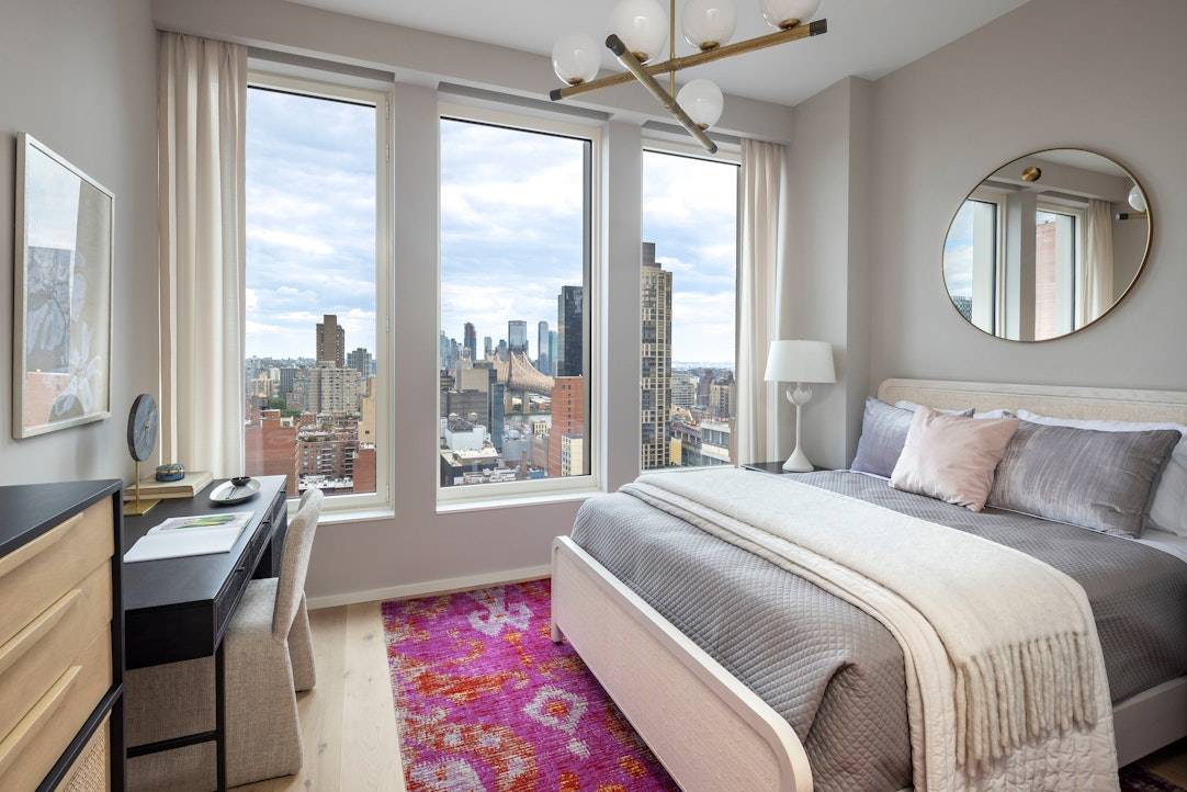 Residence 20A is a gracious three bedroom, three bathroom home offering triple exposures.