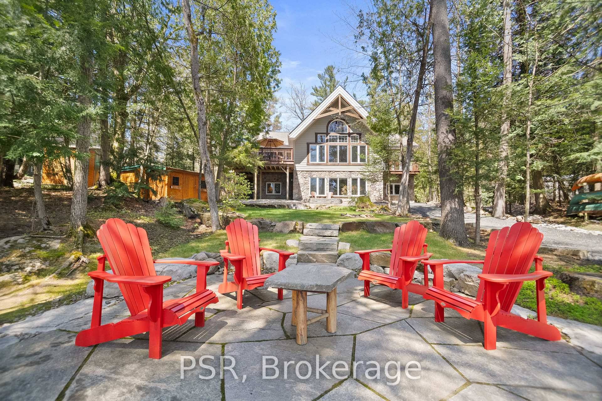 Nestled along the sun drenched, south facing shores of the scenic Severn River, this meticulously crafted residence offers almost 3, 000 sq ft of elegant living space.