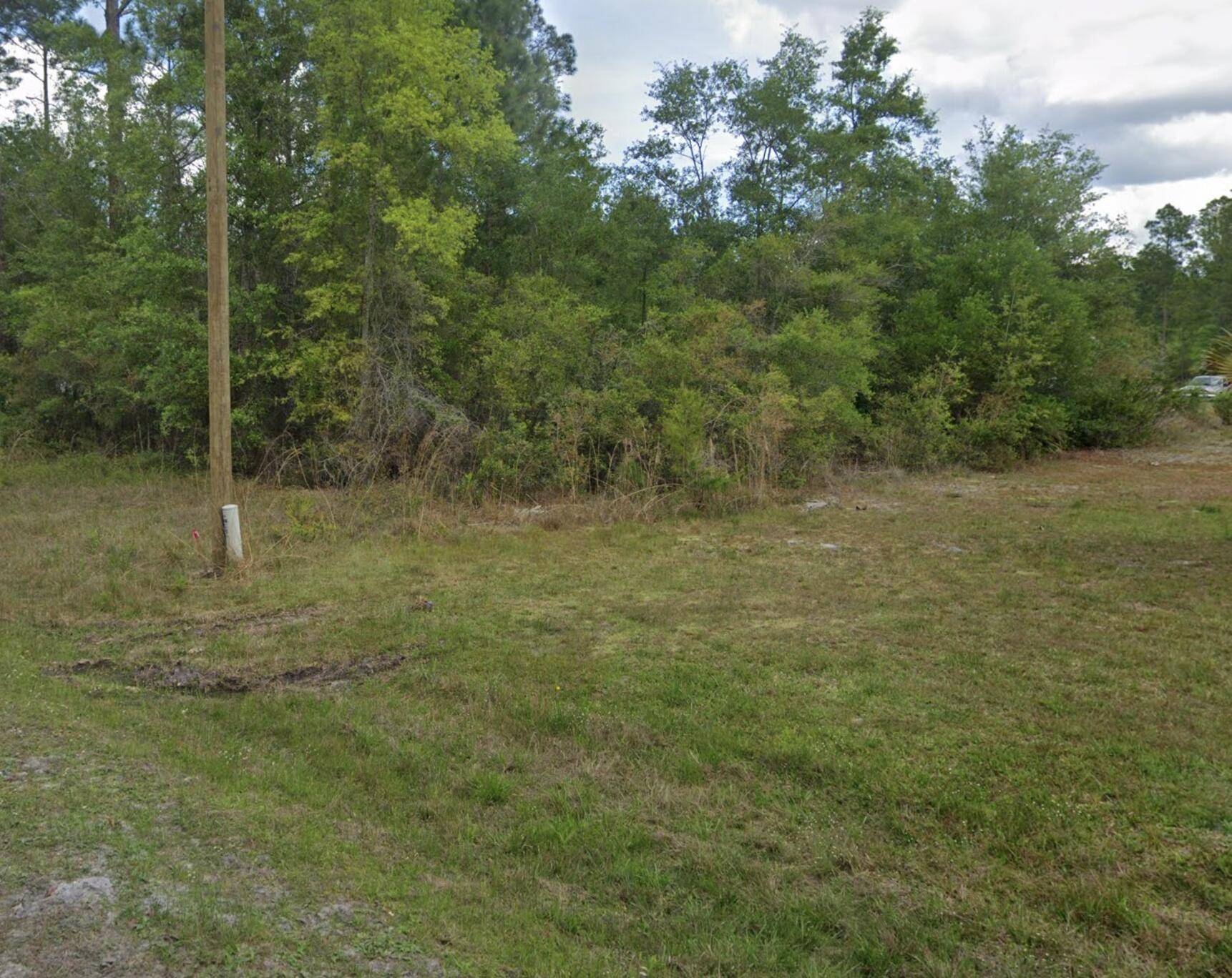 Prime. 34 acre corner lot in picturesque Putnam County !