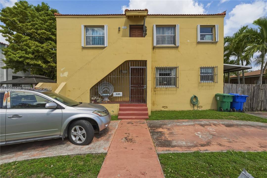 Prime Miami location just steps from Coral Gables.