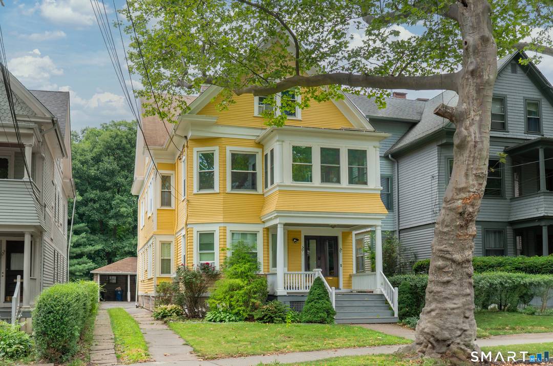 This 5 bedroom home office sun room 2 bathroom duplex apartment features a large eat in kitchen, granite countertop, dishwasher 2022 addition, wood laminate and tile floors, washer dryer, and ...