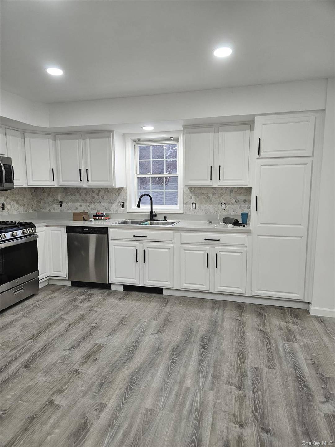 Renovated Exceptional 3 bedroom 2 bathroom apartment.