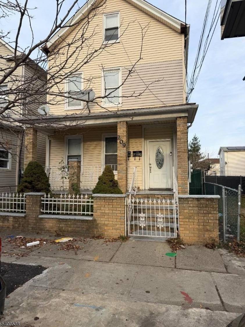 Inslee Pl Elizabeth City New Jersey Two-Story