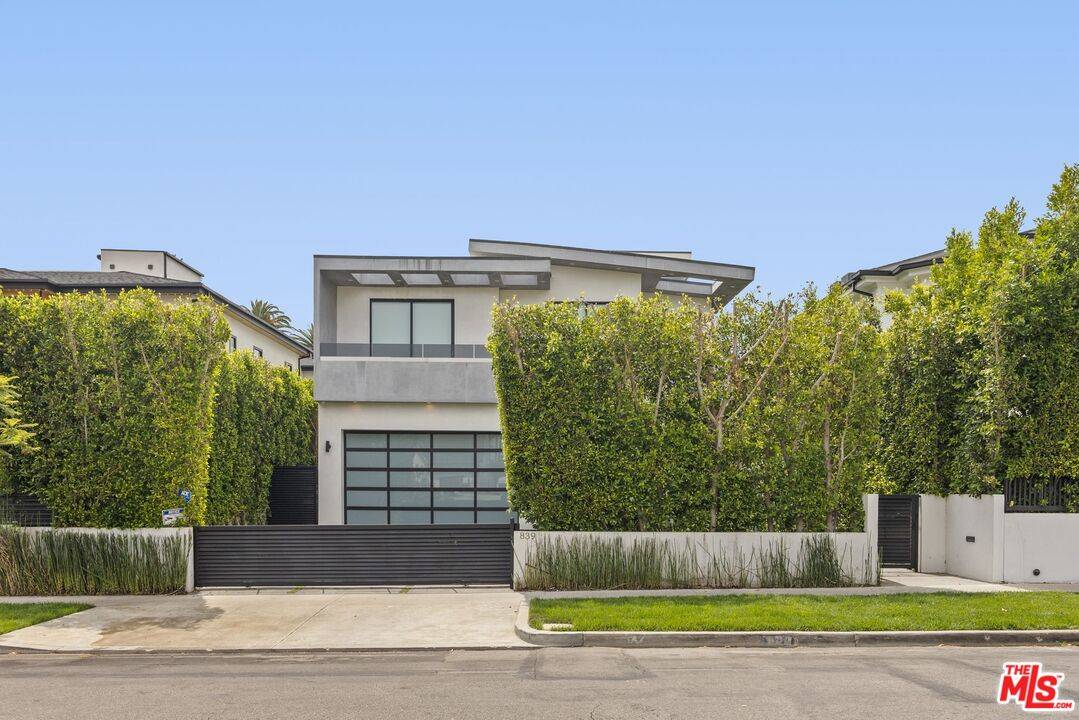 839 N Spaulding Ave 4BR Hollywood Hills East La