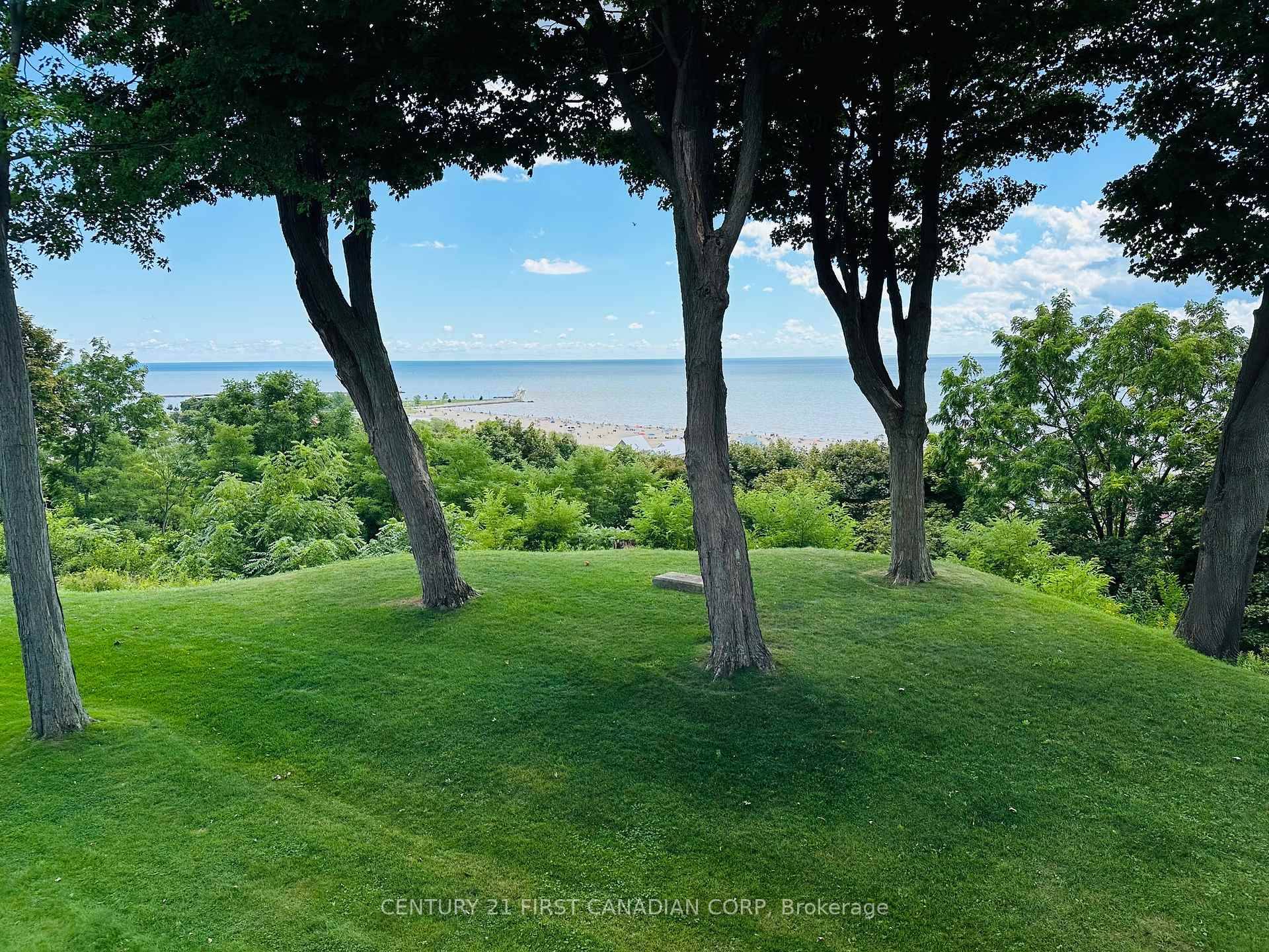 Immaculate Beach View Condo with Panoramic Lake Erie Vistas !
