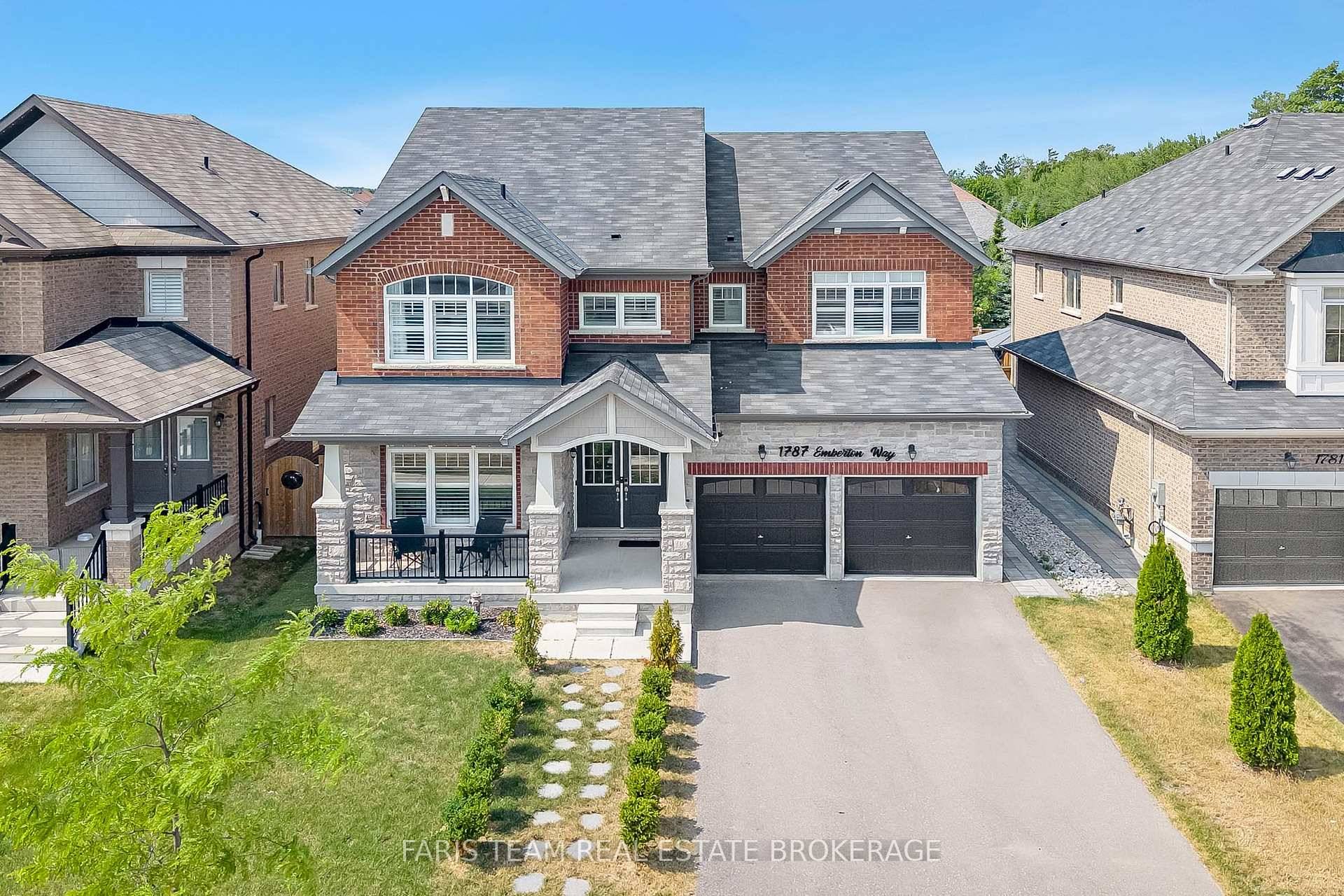 Top 5 Reasons You Will Love This Home 1 Nestled in the desirable Belle Aire Shores community, this Zancor Homes built Breaker Model offersan impressive 3, 335 square feet of ...