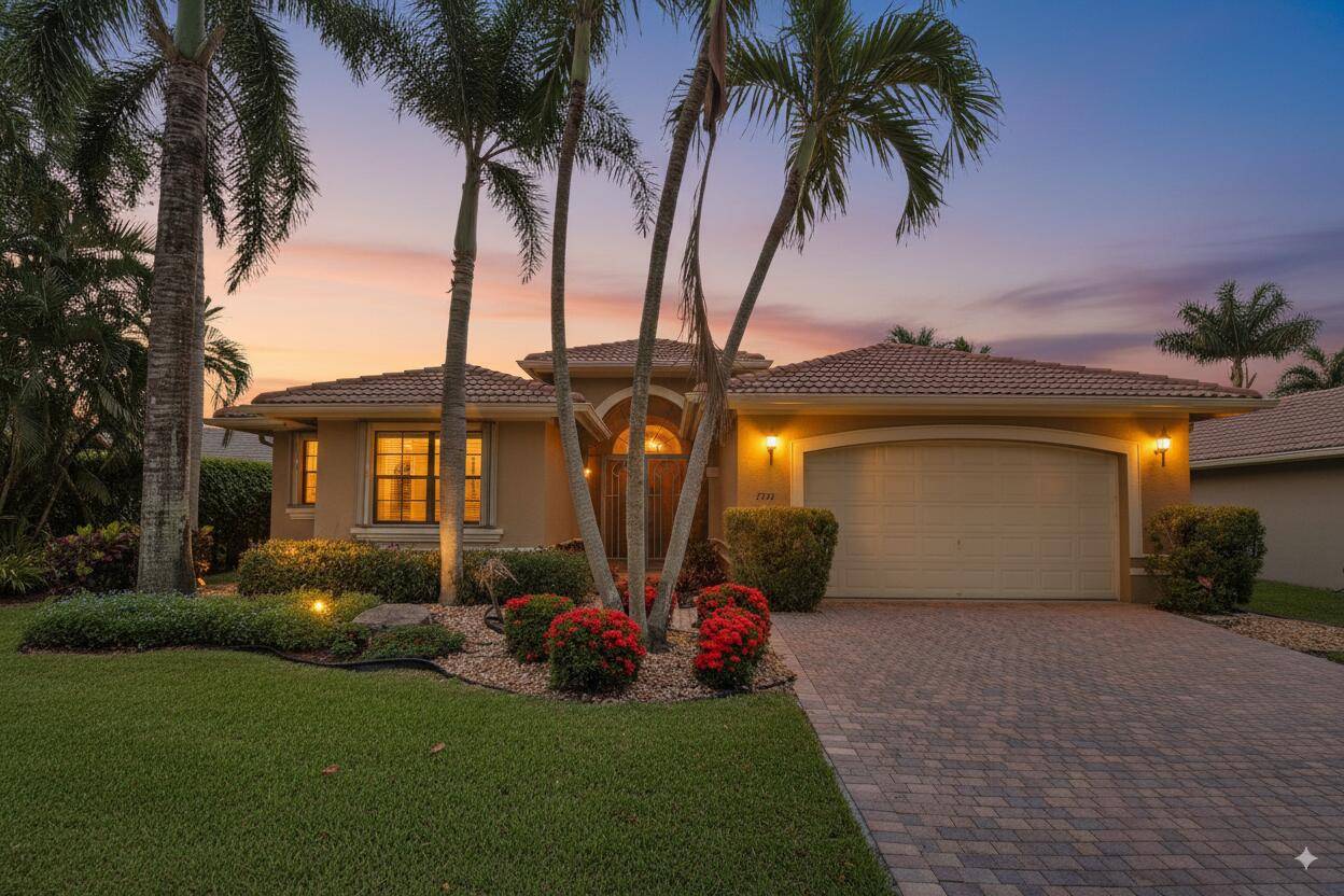 MOTIVATED SELLER ! ! ! Welcome to the highly sought after Palazzo Roma model, one of the most spacious and thoughtfully designed floorplans in Tivoli Reserve, a prestigious 55 gated ...