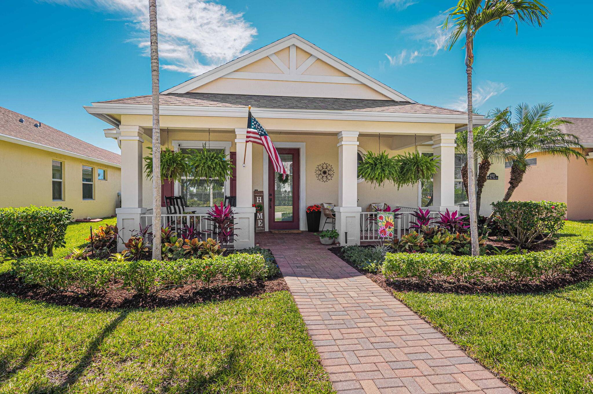 Welcome to Bedford Park, a beautiful front porch community in Tradition.