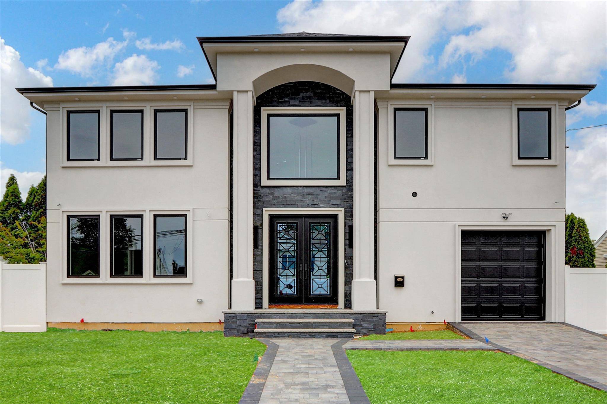Stunning Brand New Colonial In Hicksville with 5 Beds, 4.