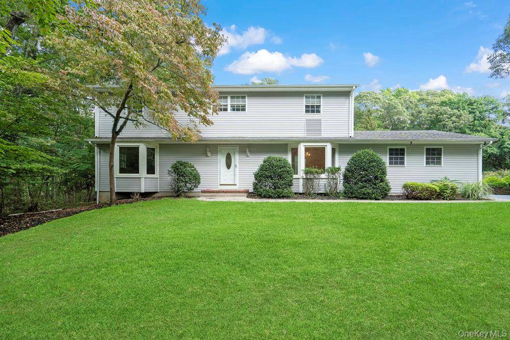 Welcome to 83 Shore Road, a beautifully maintained colonial set on an estate like 2.
