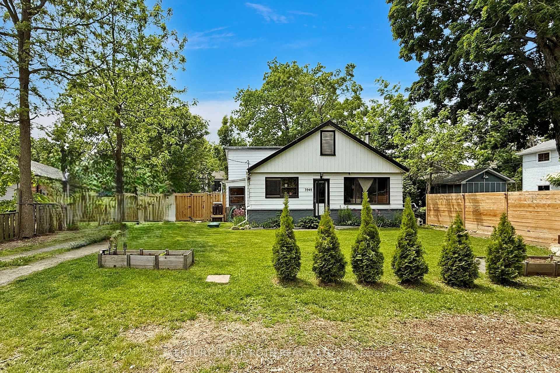 Nestled in the esteemed Big Bay Point community, this charming 3 bedroom, 2 bathroom home offers a harmonious blend of comfort and functionality.