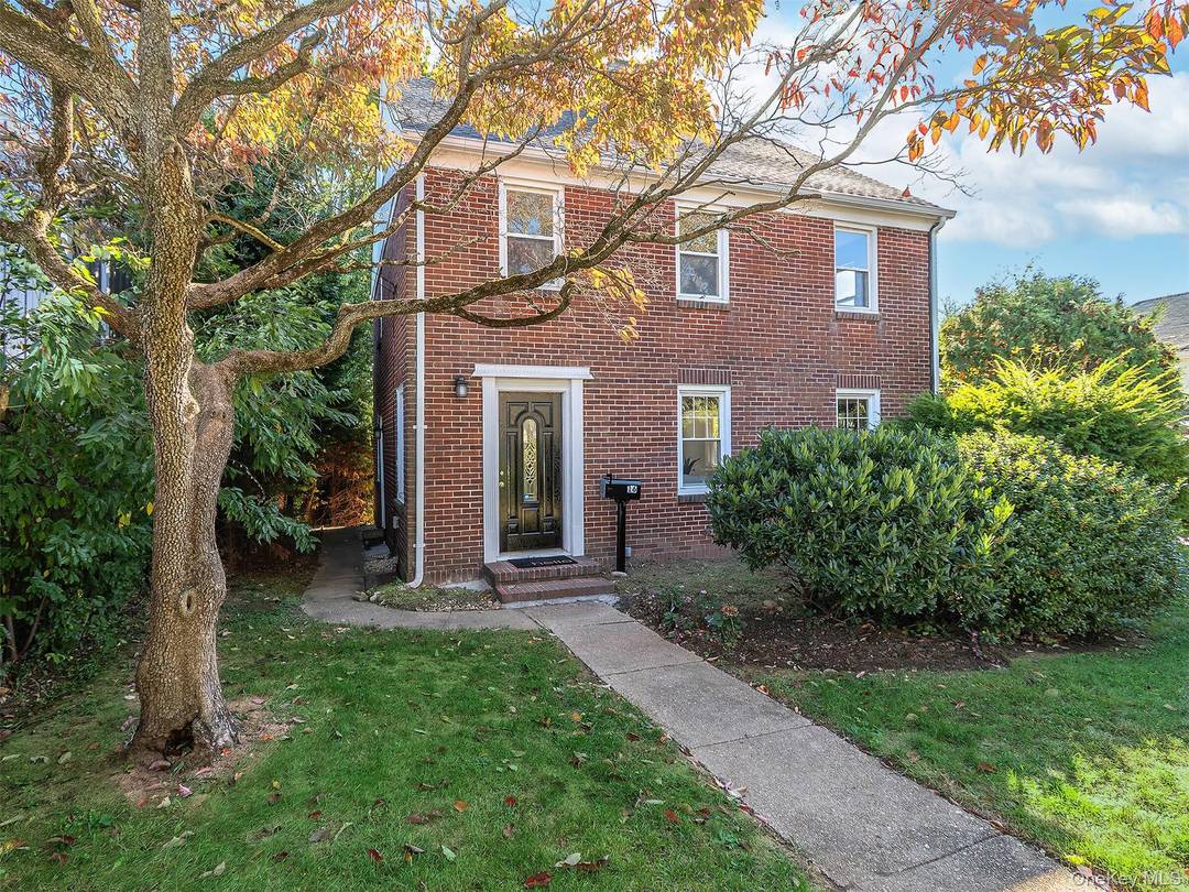 This beautiful brick colonial home has many modern updates, kitchen with granite countertops, stainless steel appliances, gas cooking with exhaust hood and open dining area as well as two renovated ...