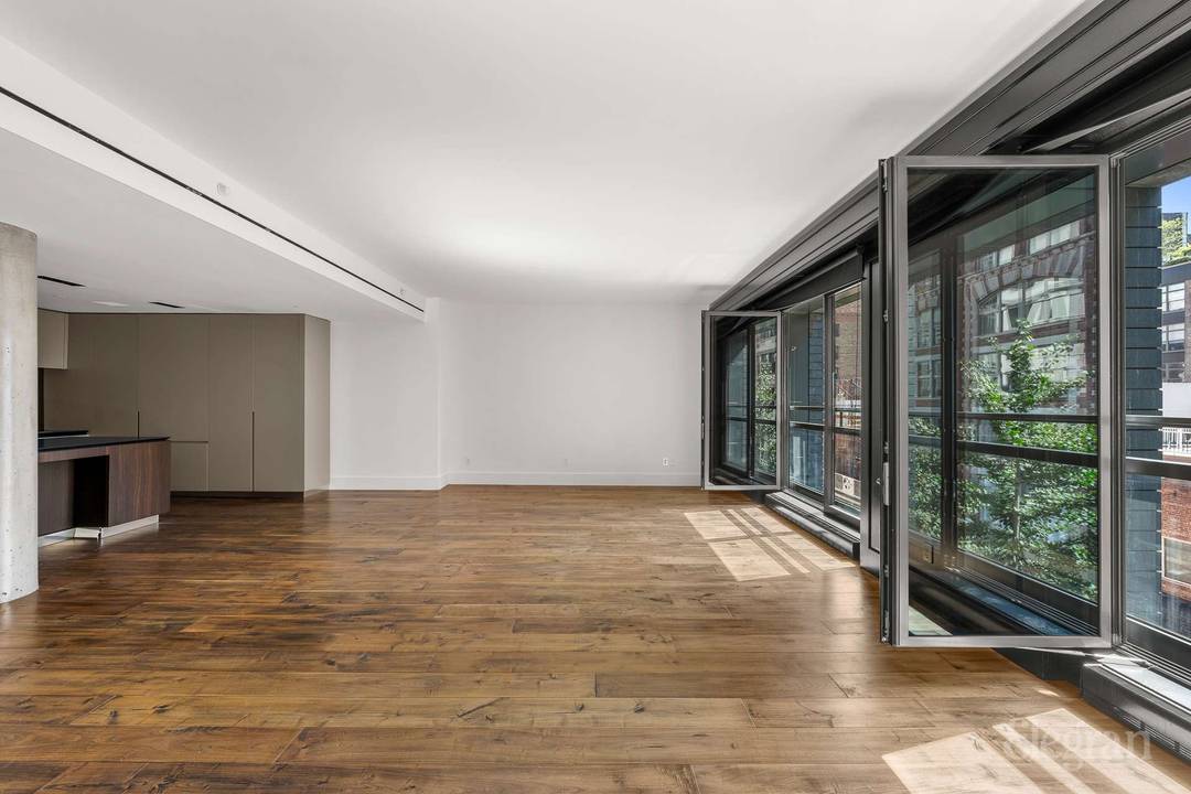 This ultra chic, south facing, 3 bedroom, 3.