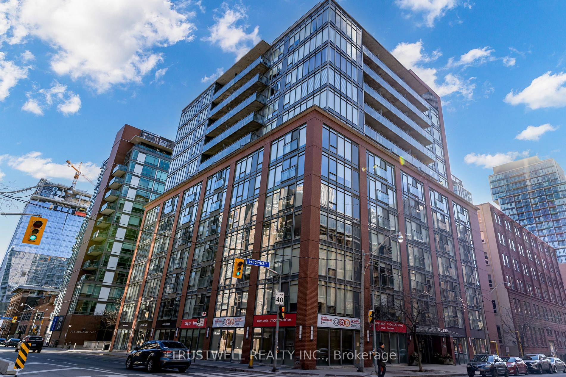Welcome To The Rezen, A Modern And Stylish Condo Nestled In Downtown Toronto !