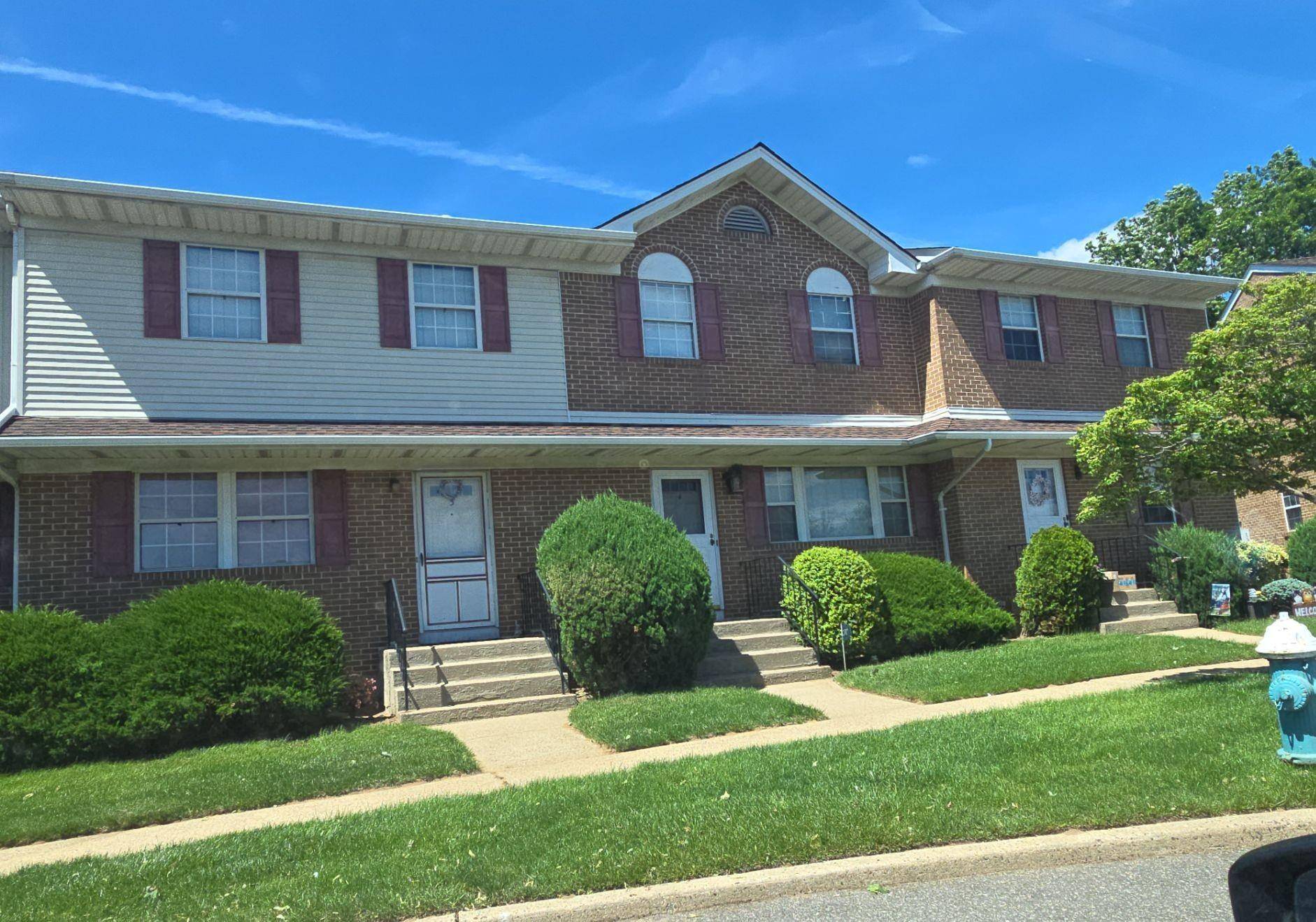 This Condo Features 3 Bedrooms, 2.