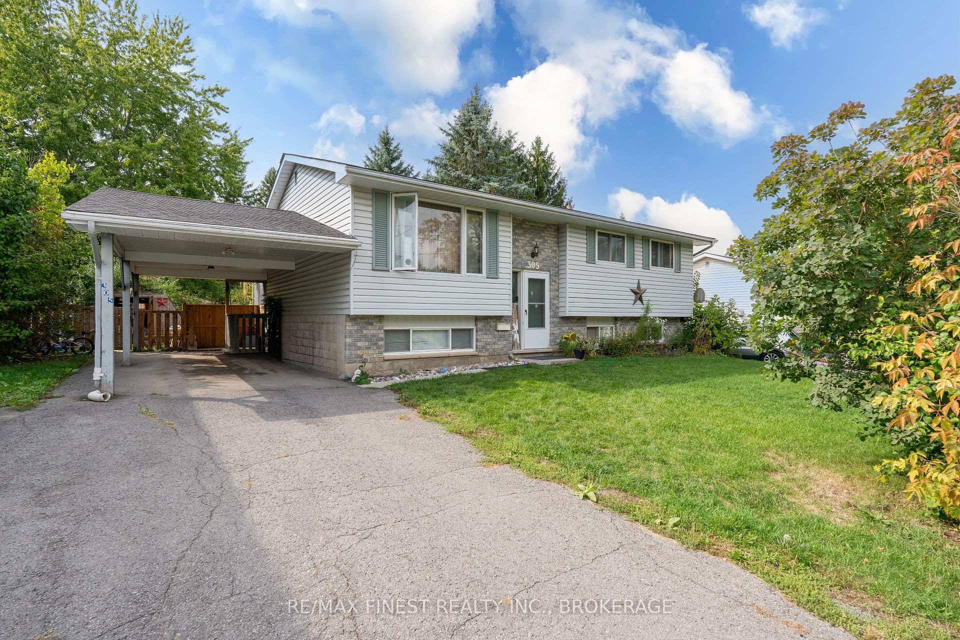 This well maintained home with a separate entry in law suite offers flexibility for multi generational living or an income producing opportunity.