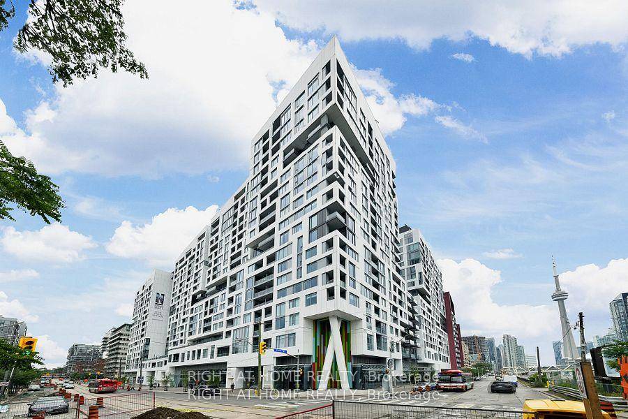 Welcome to Minto Westside A Modern, Well Managed Building In The Heart of Toronto's King West Neighborhood.
