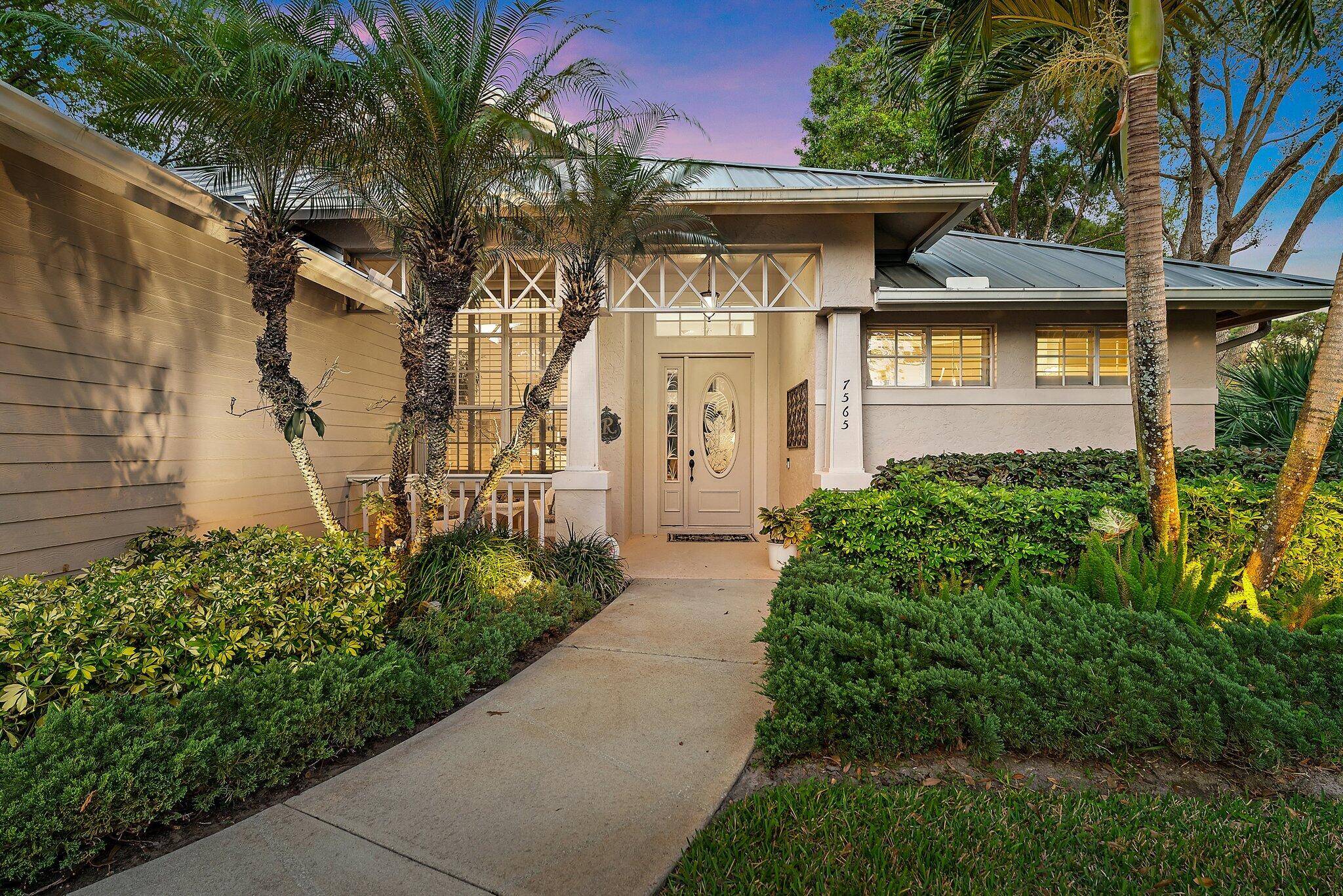 NEWER ROOF NEW AC ! ! Step into The Arbors at Lost Lake, where tree lined streets and a gated entrance set the stage for an exceptional lifestyle.