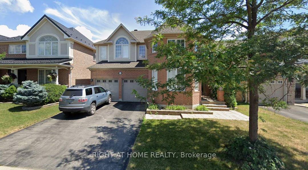 Beautifully finished 2 bedroom basement apartment in a sought after family neighborhood !
