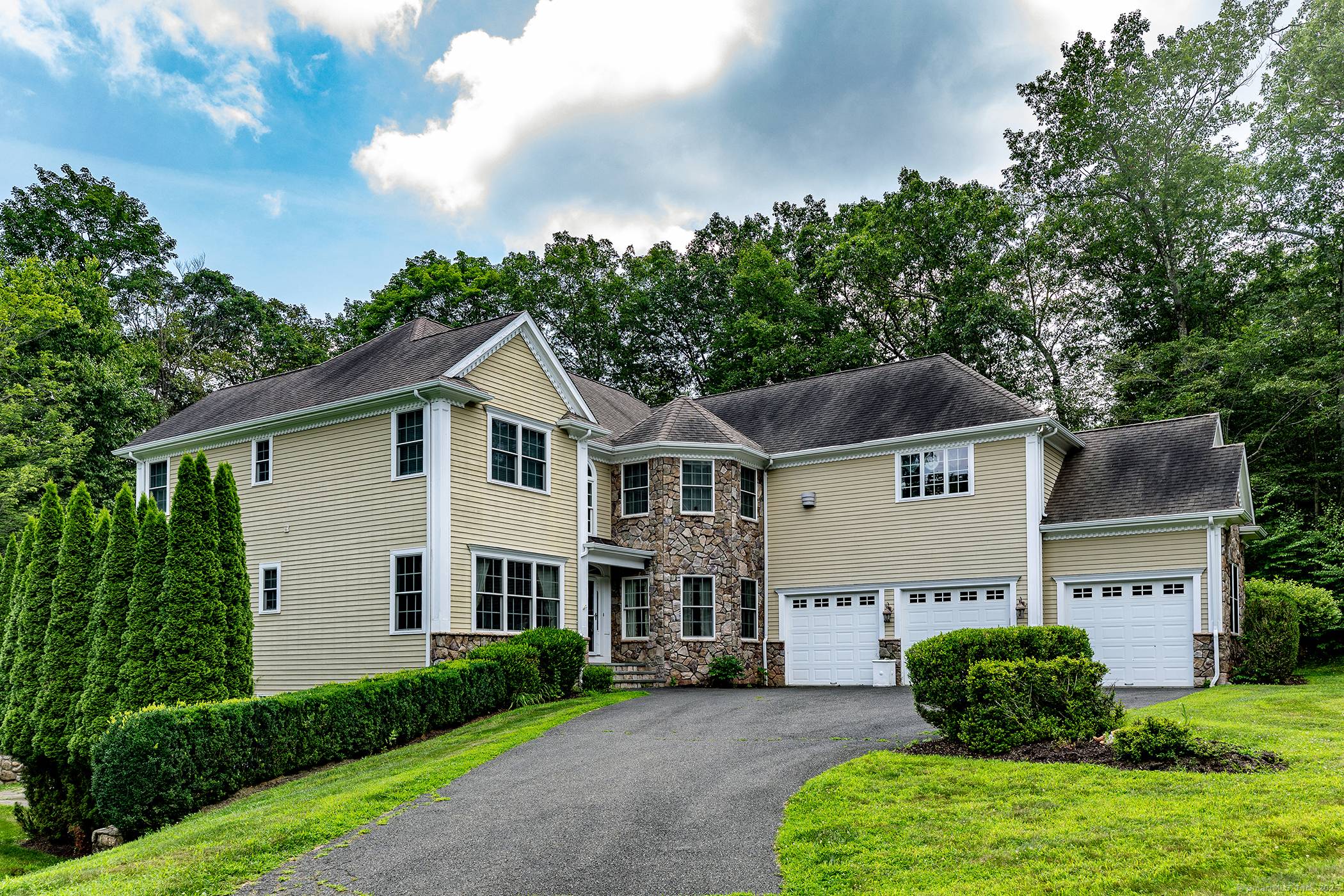 Annual Rental with heated pool available September 1st 5, 000 per month plus utilities.