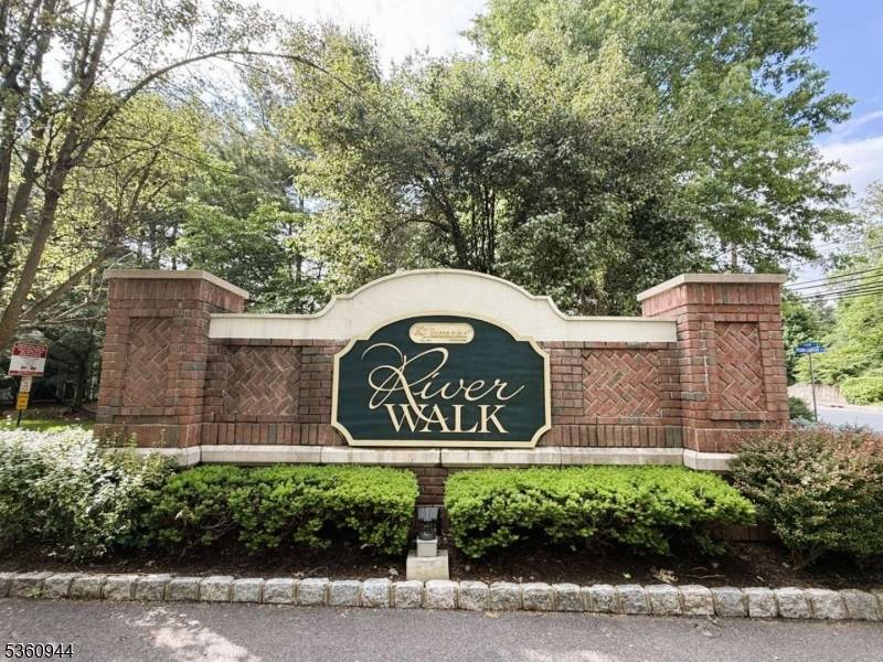 This sun filled townhouse offers 2 bedrooms, 2.