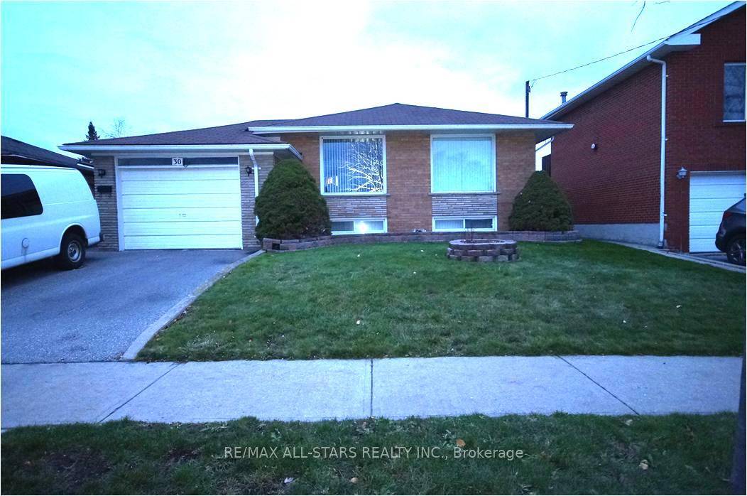 A desirable location, walk to Scarborough Town Center, TTC, amp ; Schools.