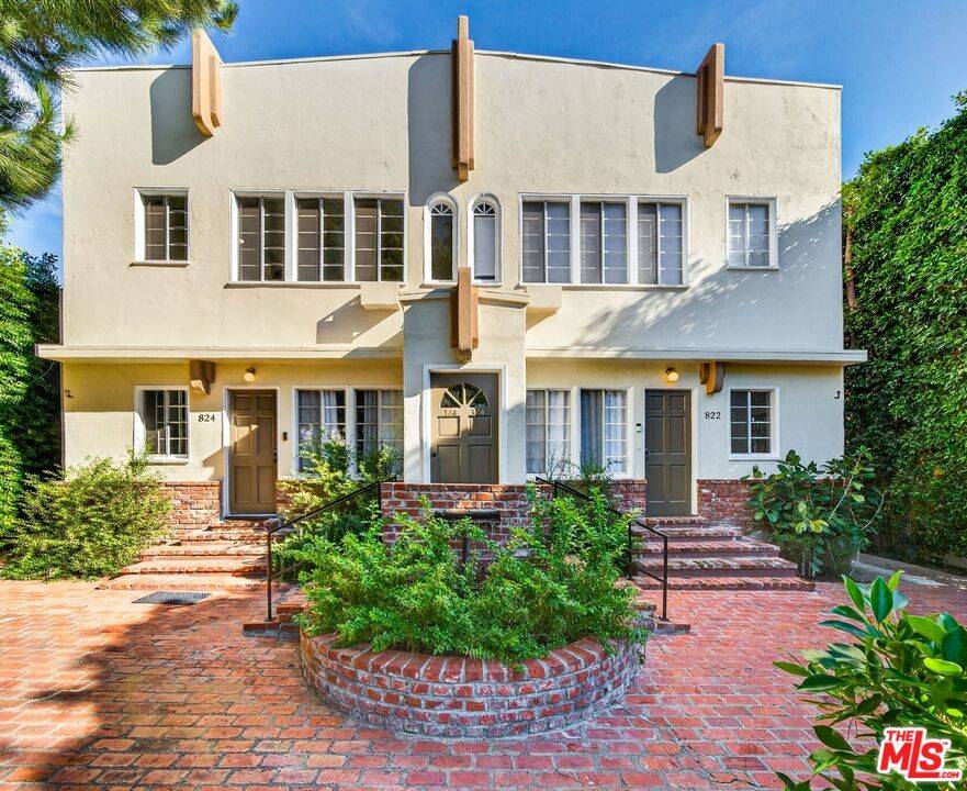 822  N Hayworth Ave 8BR Hollywood Hills East La