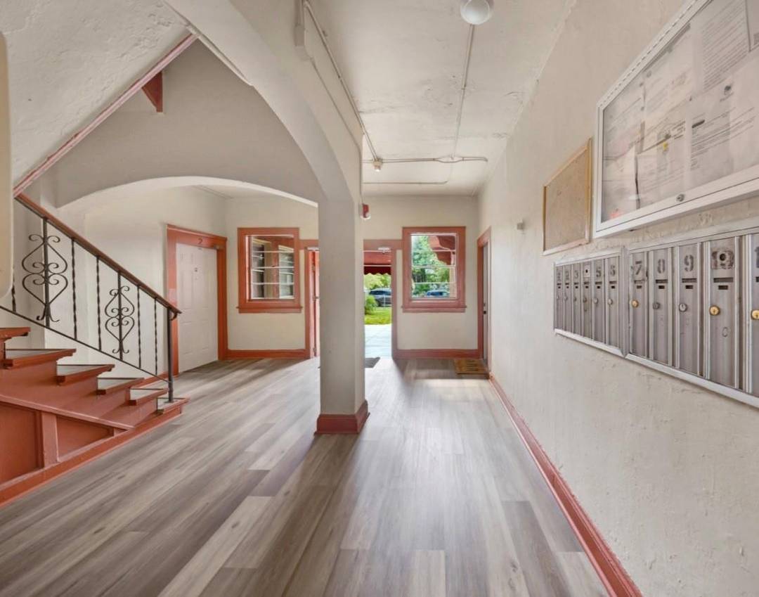 Multifamily Turnkey 12 unit apartment building on a Corner Lot consisting of 12, 626 Sq.