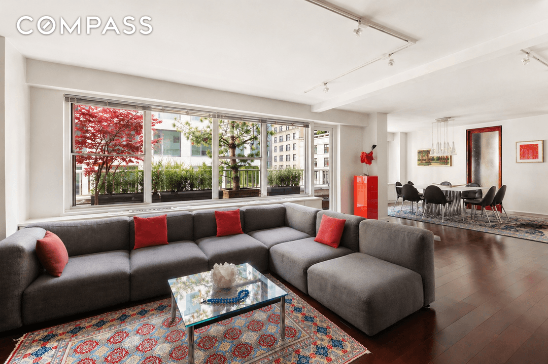 Perched on a high floor with sweeping north and east exposures, this sun flooded corner unit is an expansive convertible 3 or 4 bedroom home, currently configured as 2 bedrooms ...