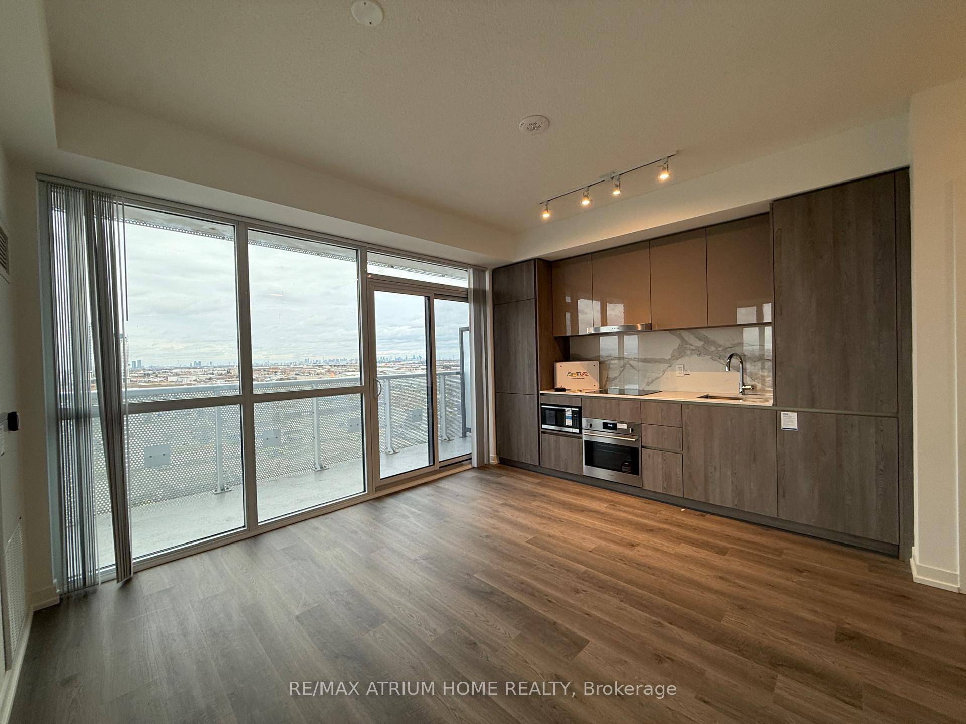 Brand New Festival Tower C luxury Condo Stunning 2 bedrooms, featuring 2 full upgraded bathrooms.