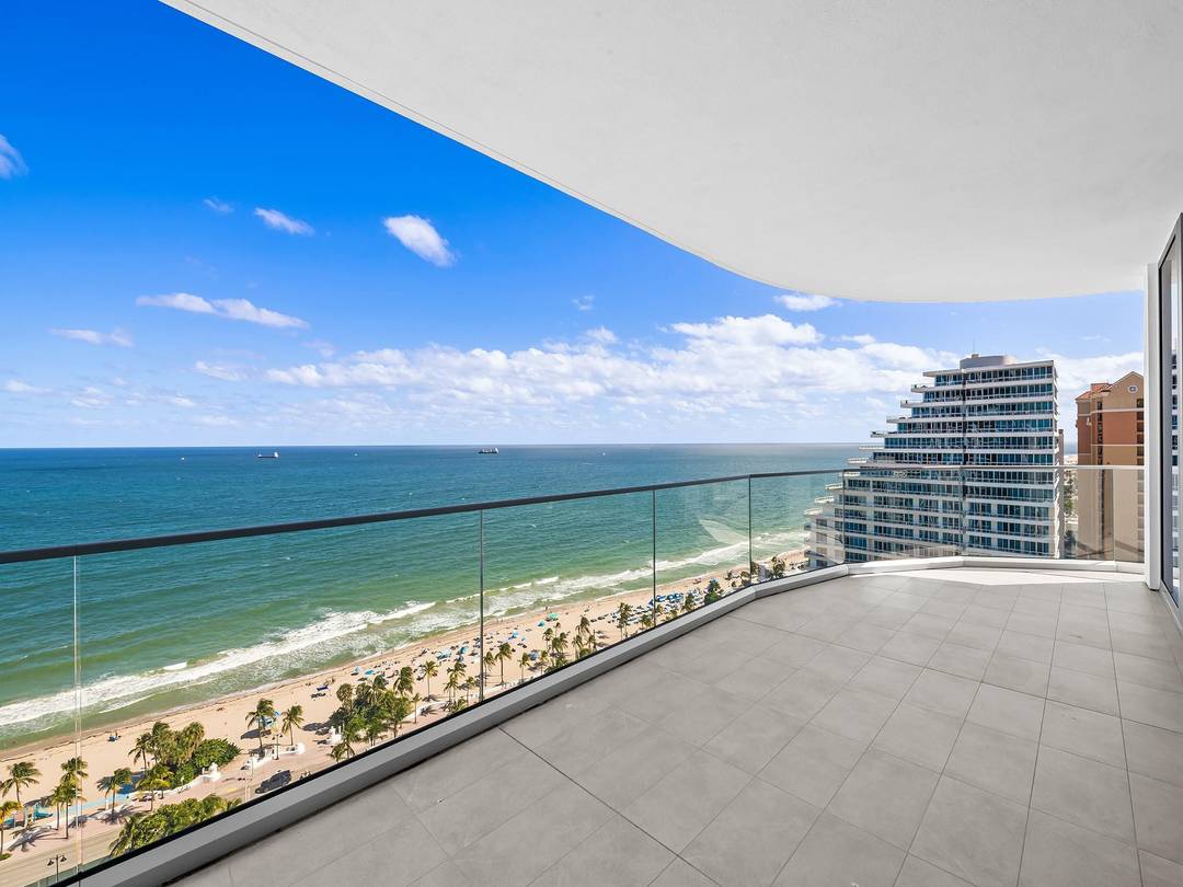Residence 1902 at Selene, Fort Lauderdale s newest luxury oceanfront building, sets the new standard for high rise coastal living.
