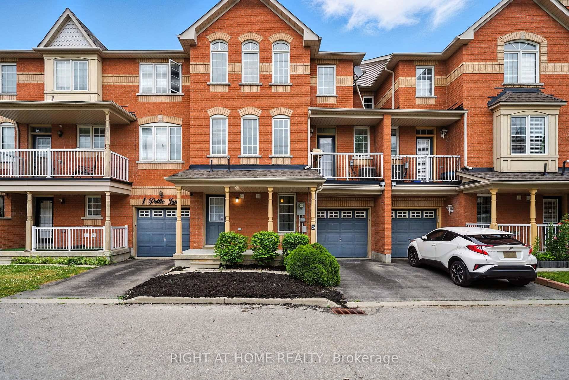 Townhouse in a convenient location with an excellent opportunity for first time home buyers amp ; investors.