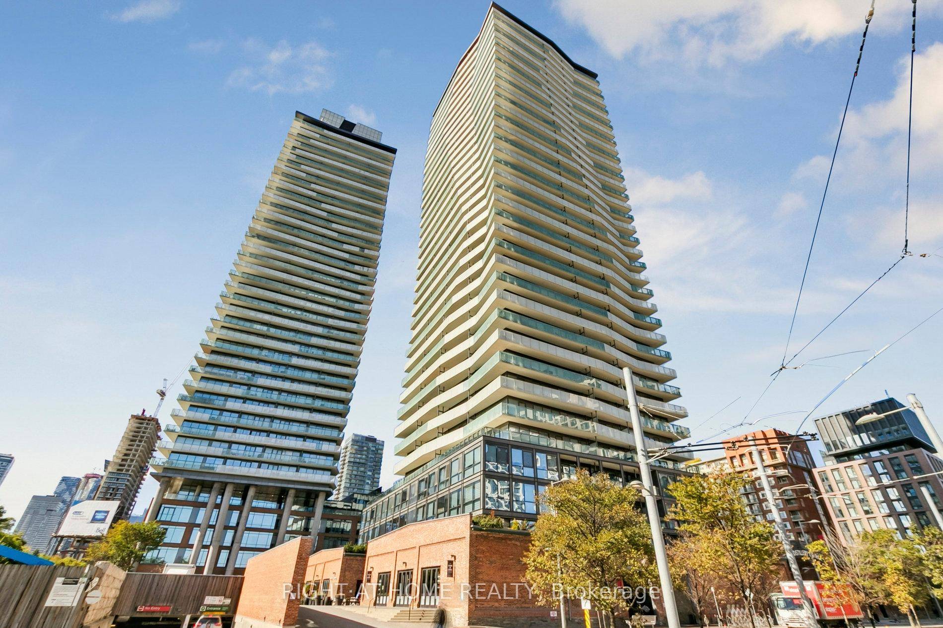 Welcome to this stunning two bedroom, two bathroom suite perched on the 32nd floor, offering breathtaking south facing views of Lake Ontario.
