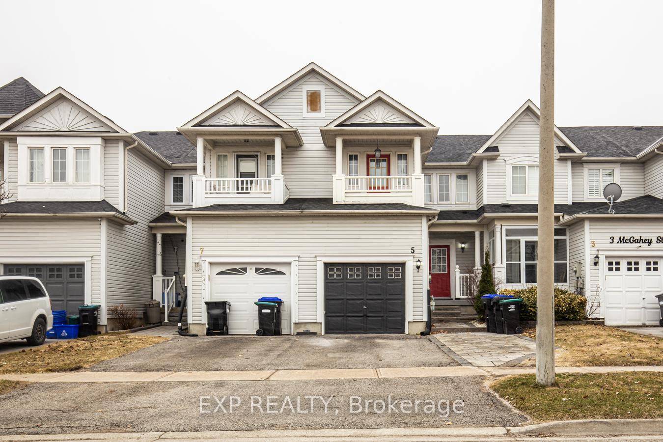 Very Affordable Freehold Townhouse located in the quiet amp ; quaint town of Tottenham.