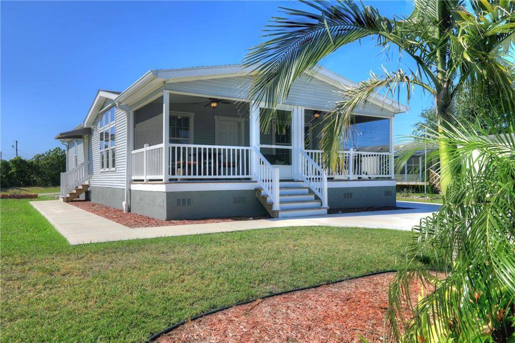 ORANGE HEIGHTS NO HOA ! You own the land !