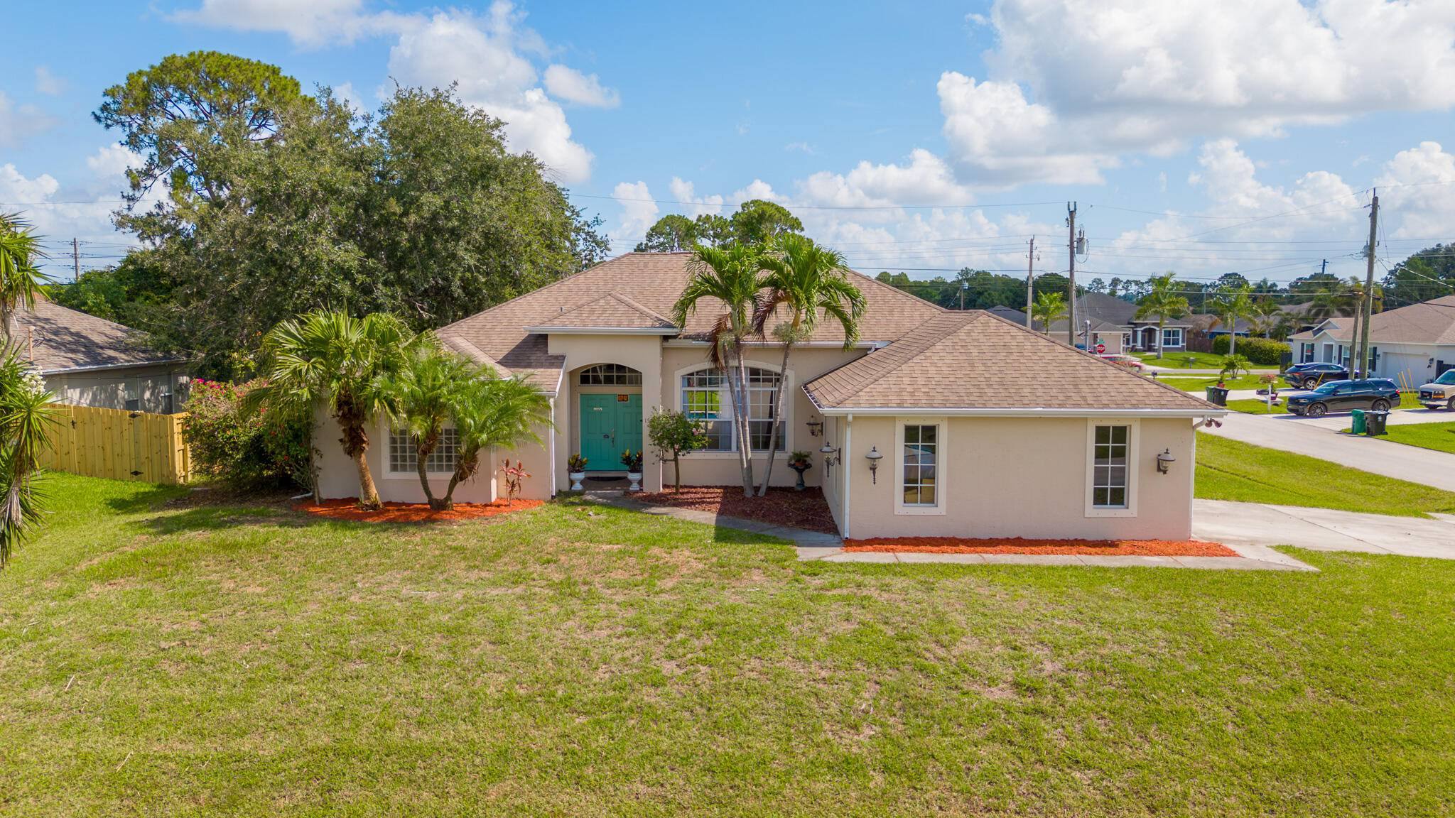 This is the Ideal Screened In Pool Home You Have Been Looking For !