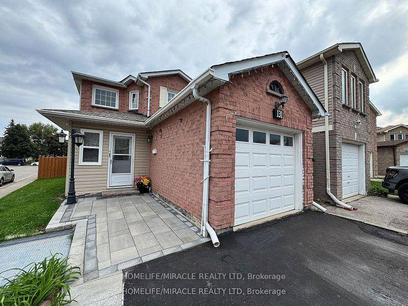 Location FULL 5BD 4WR Detach Home.