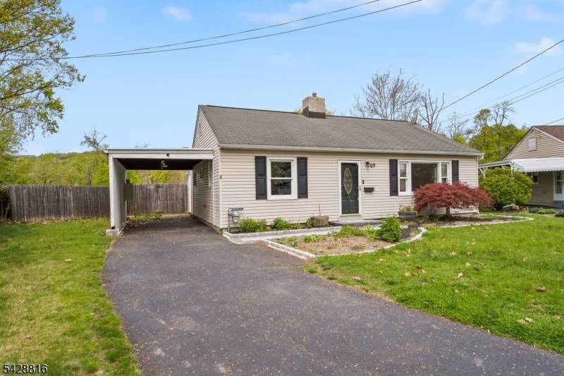 Welcome to 49 Louis Ave, this charming renovated ranch is perfectly situated on a beautiful lot in the prime Middlesex township location, in Middlesex County the heart of New Jersey.