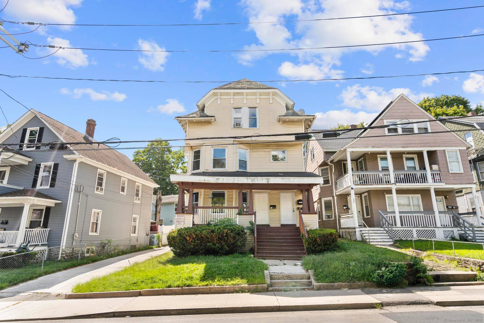 Phenomenal investment or Owner Occupant opportunity in Waterbury's North End !