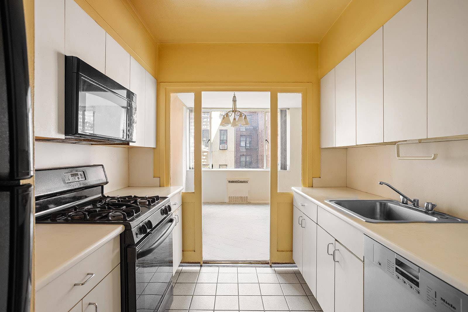 Bring Your Vision to Life Two Bedroom Project on the Upper East Side This two bedroom co op offers a blank canvas for a full gut renovation and is located ...