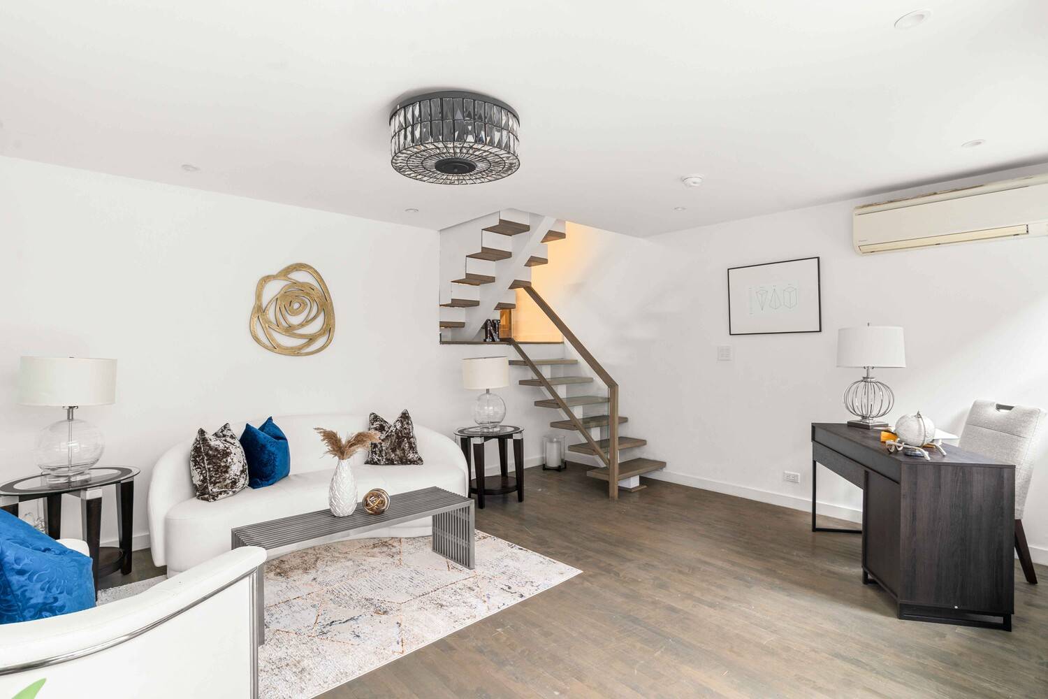Welcome to your urban oasis at 225 East 86th Street, Unit 204 located in the distinguished boutique building, The Buckingham East Condominium, a full service, pet friendly residence with just ...
