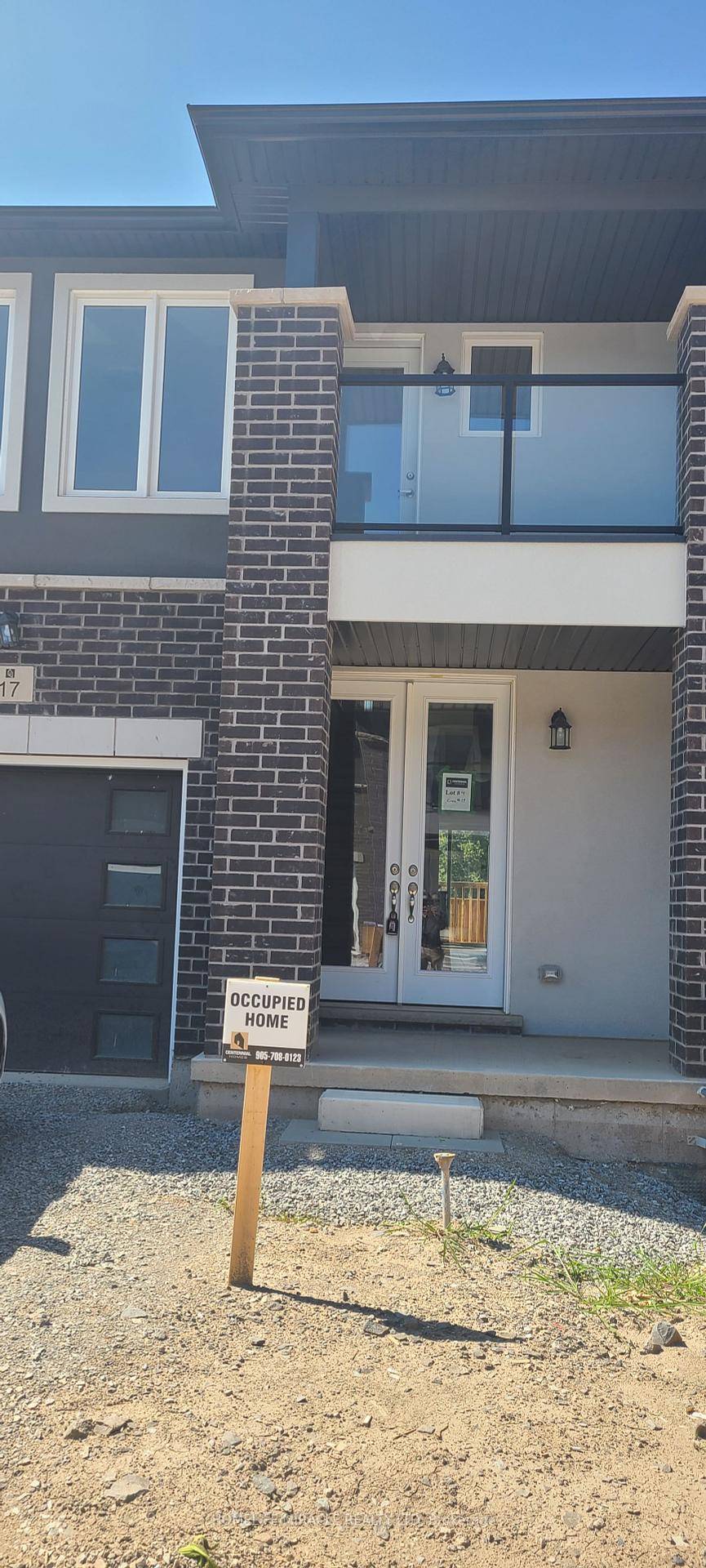 Brand New never lived in beautiful elegant condominium town build by centennial homes builder, in the education village subdivision 9 celling on main floor, fantastic open concept layout, large living ...