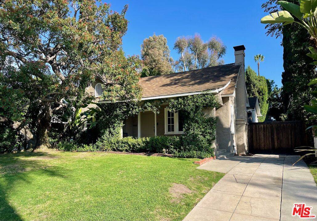 580   Lillian Way 3BR Mid Wilshire La