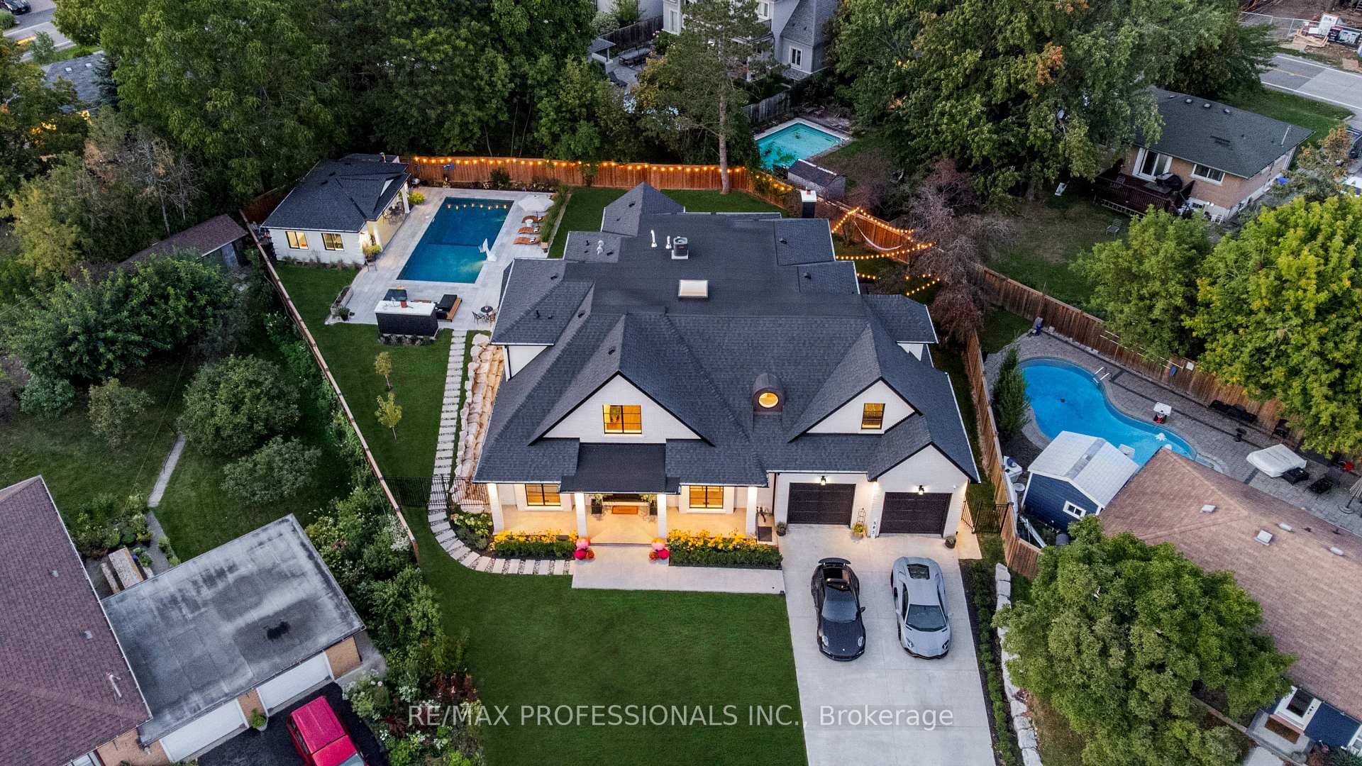 Welcome home to this transitional custom built home with the perfect blend of modern and comfort.