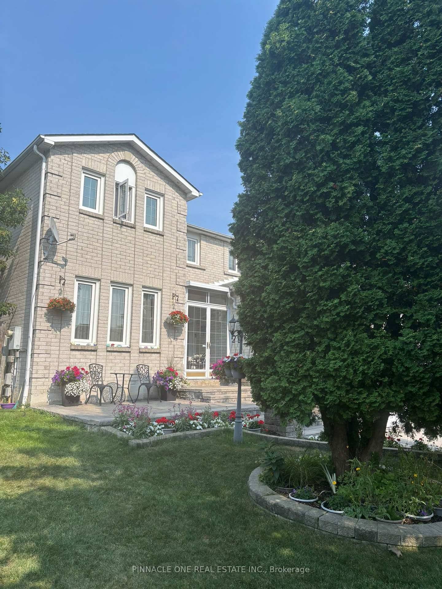 Bright 2 bedroom lower level basement apartment for lease in a prime pickering location.